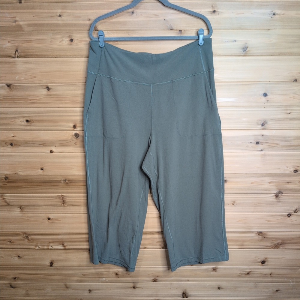 Lululemon High Rise Cropped Leggings Sage Green Olive Pockets Size 14